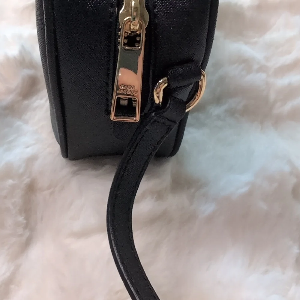 Marc Jacobs Liaison Black Crossbody Bag - Picture 6 of 9